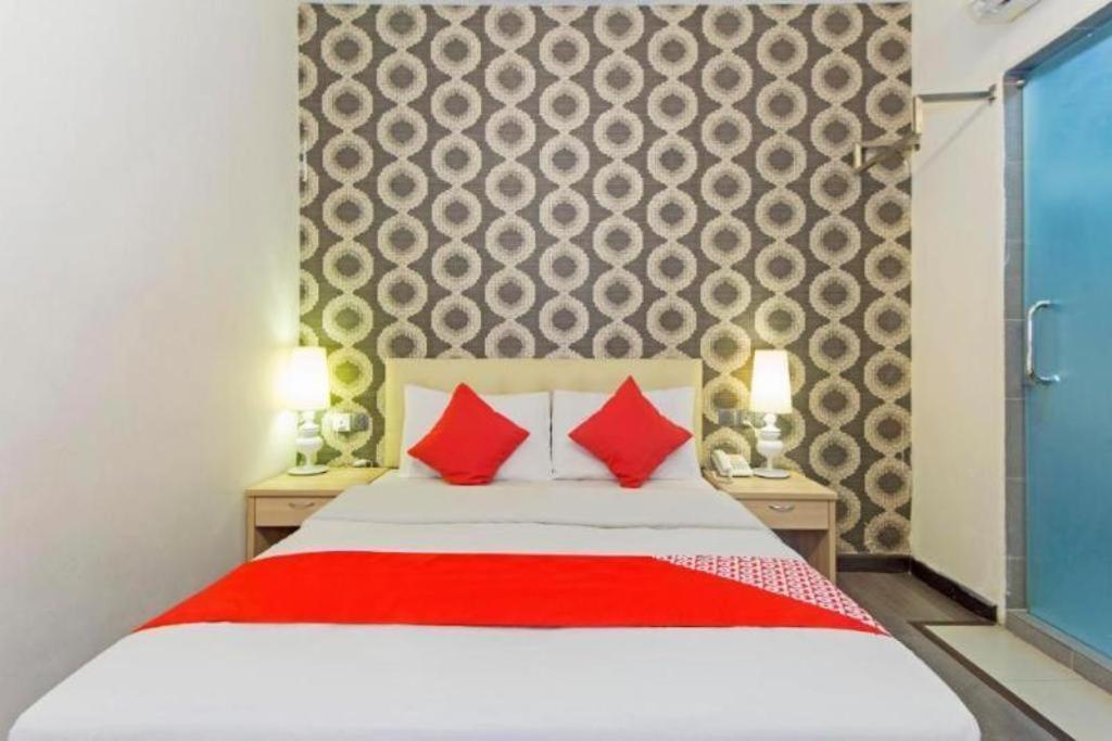 I-Hotel @ Τζόχορ Μπάχρου Εξωτερικό φωτογραφία