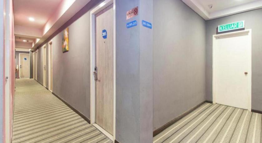 I-Hotel @ Τζόχορ Μπάχρου Εξωτερικό φωτογραφία